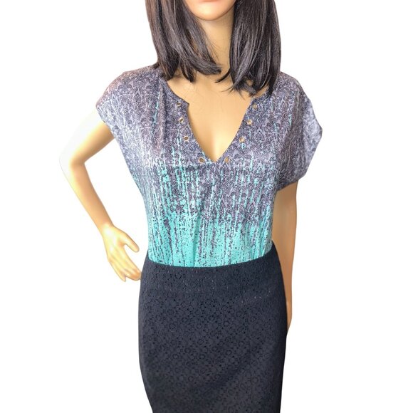 (5 for $25) Short Sleeve Paisley Ombre Fitted Top Size Medium NWT - Picture 2 of 6